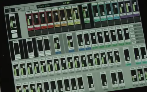 Mackie DL32R - Video - Features - Master Fader Control App